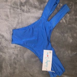 Brand new bikini bottoms !